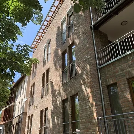 Belvarosi Levendula شقة غيولا