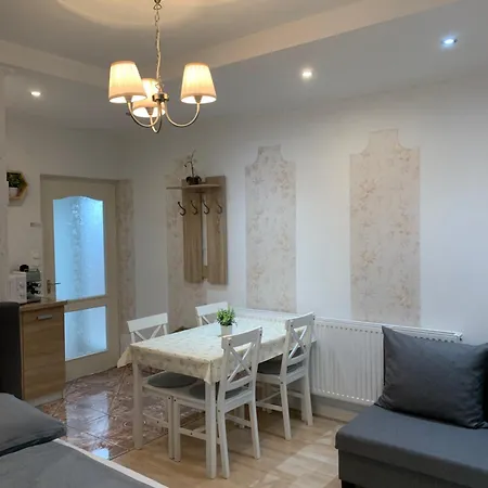 Belvarosi Levendula *