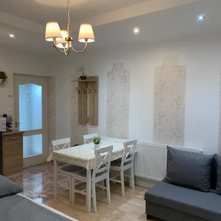 Apartment Belvarosi Levendula Gyula